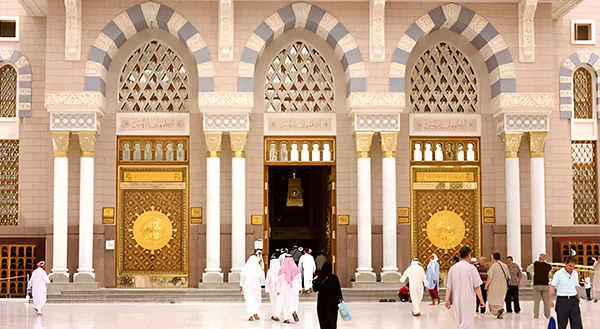 3 Star 14 Nights Group Umrah Package