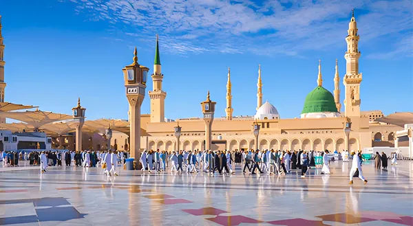 5 Star 10 Nights April Umrah Package